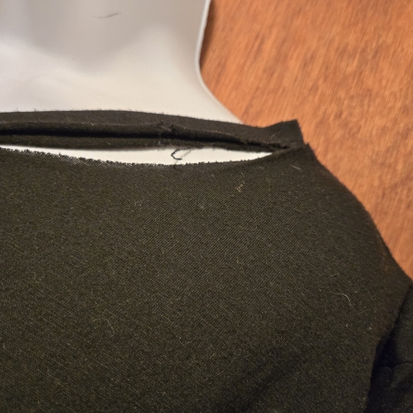 MBauree black distressed t-shirt "F" graphics szM - Picture 3 of 6